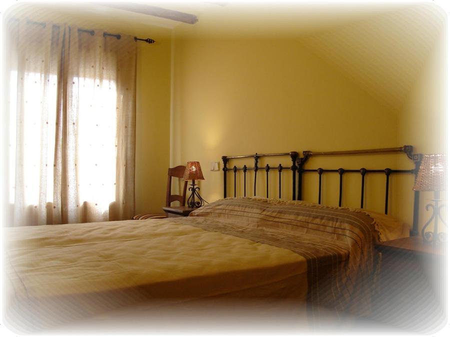 La Noguera De Socasa Guest House Romancos Bagian luar foto